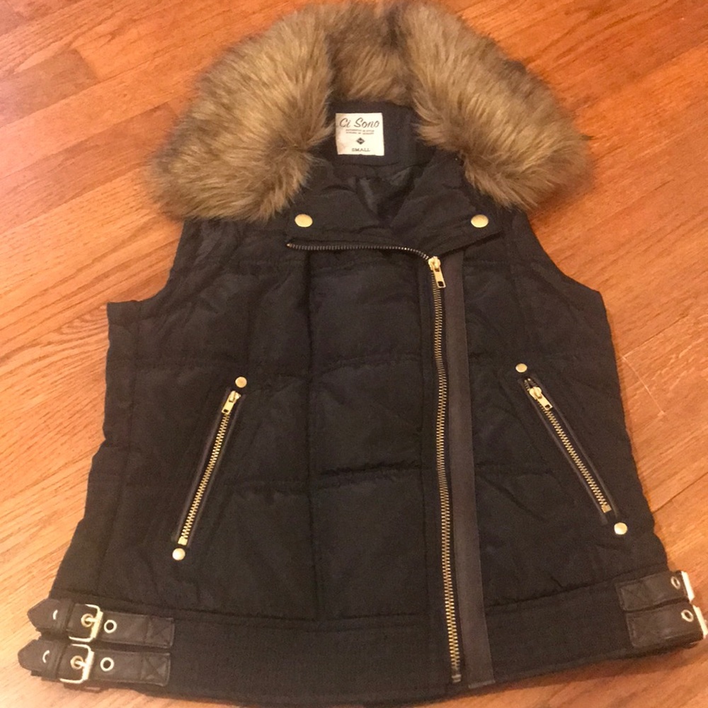 Black fur collared vest